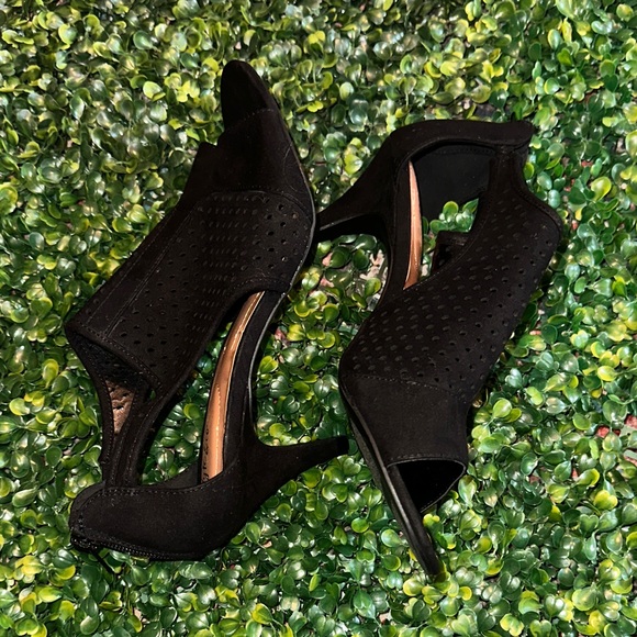 Style & Co. Black Peep-Toe Heels - Picture 3 of 3